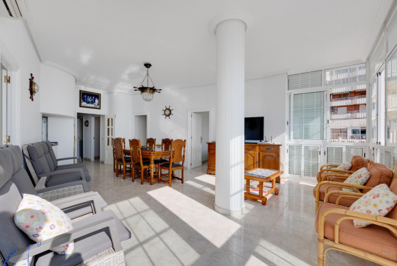 Herverkoop - Appartement  - Torrevieja - Playa del Acequión