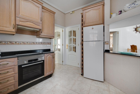 Herverkoop - Appartement  - Torrevieja - Playa del Acequión