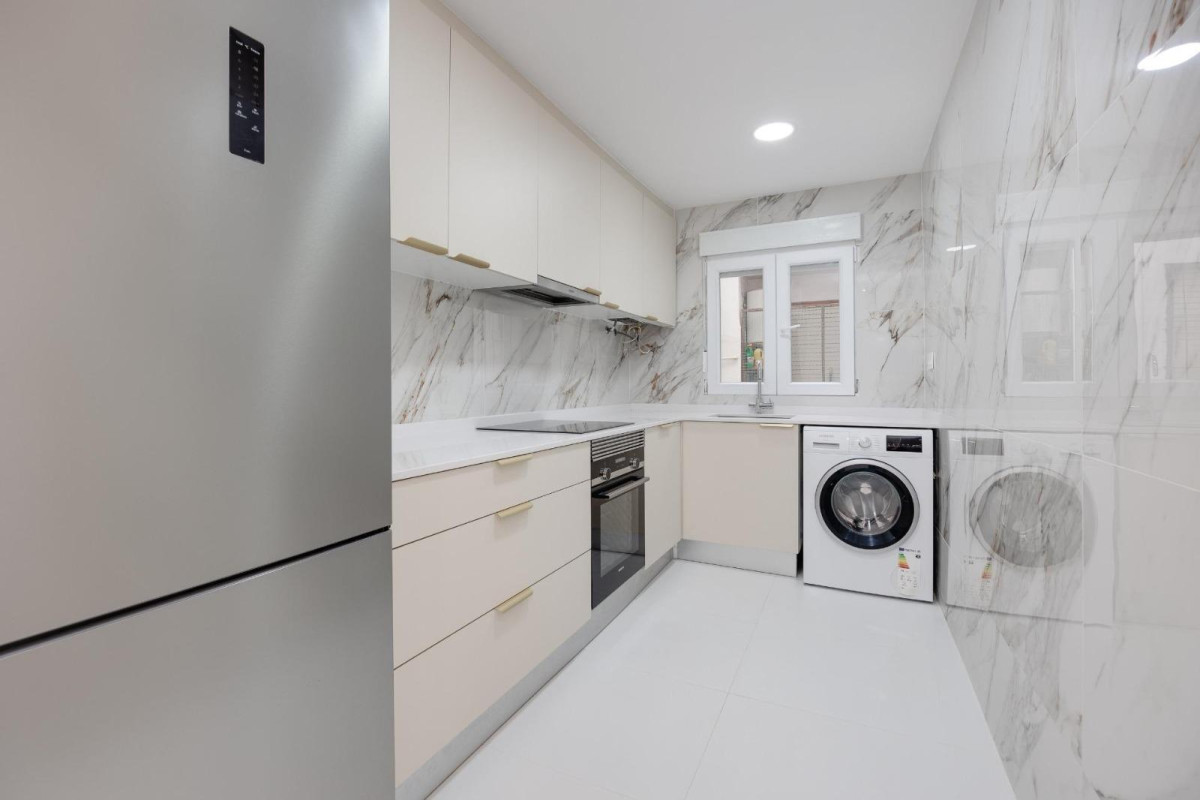 Herverkoop - Appartement  - Torrevieja - playa de los naufragos