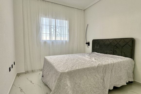 Herverkoop - Appartement  - Orihuela Costa - Playa Flamenca