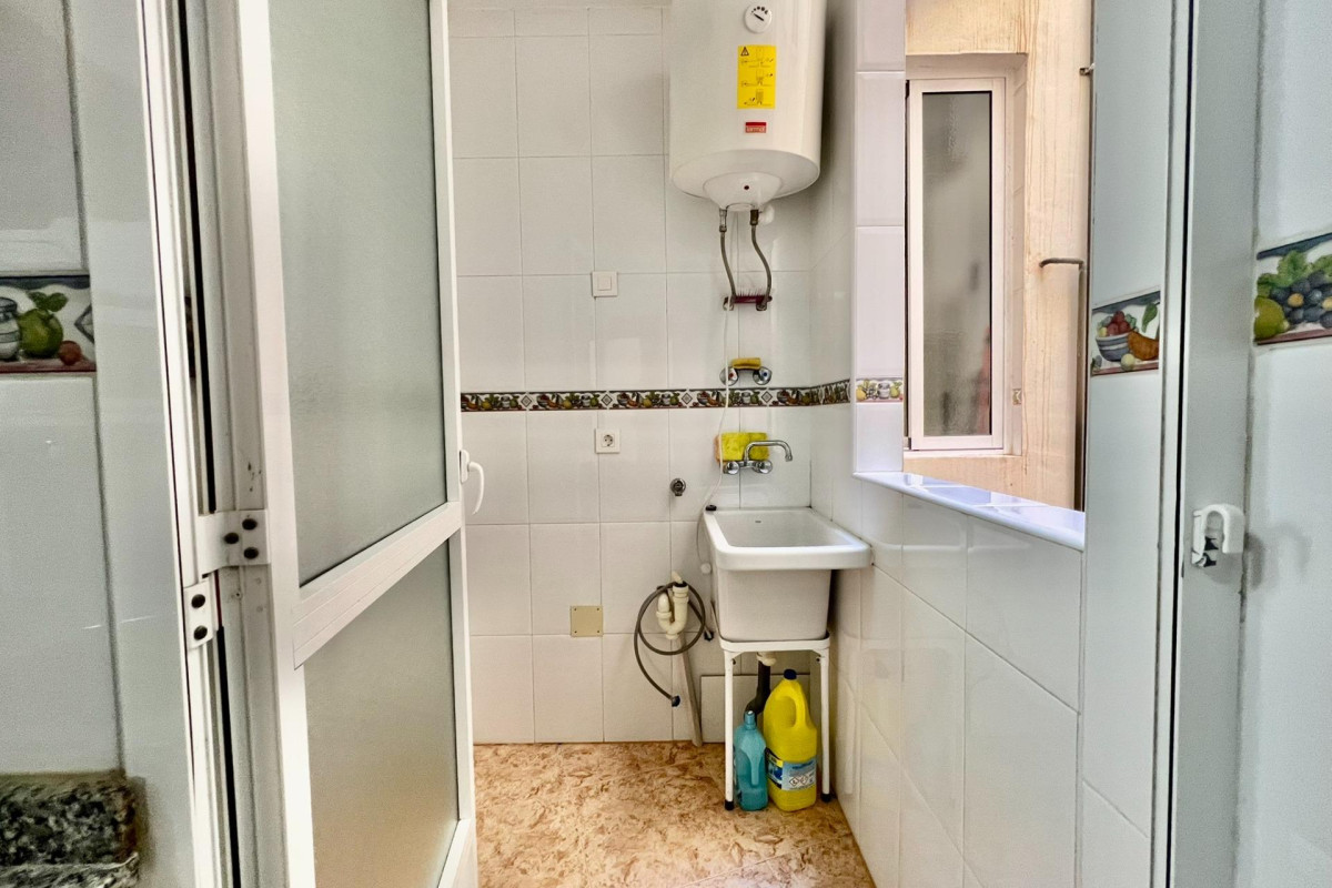 Herverkoop - Appartement  - Torrevieja - Playa del Cura