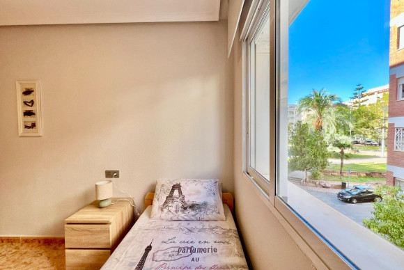 Herverkoop - Appartement  - Torrevieja - Playa del Cura