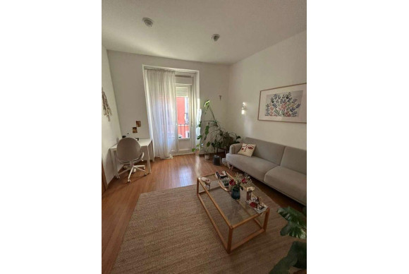 Reventa - Apartamento / piso - Madrid - Malasaña