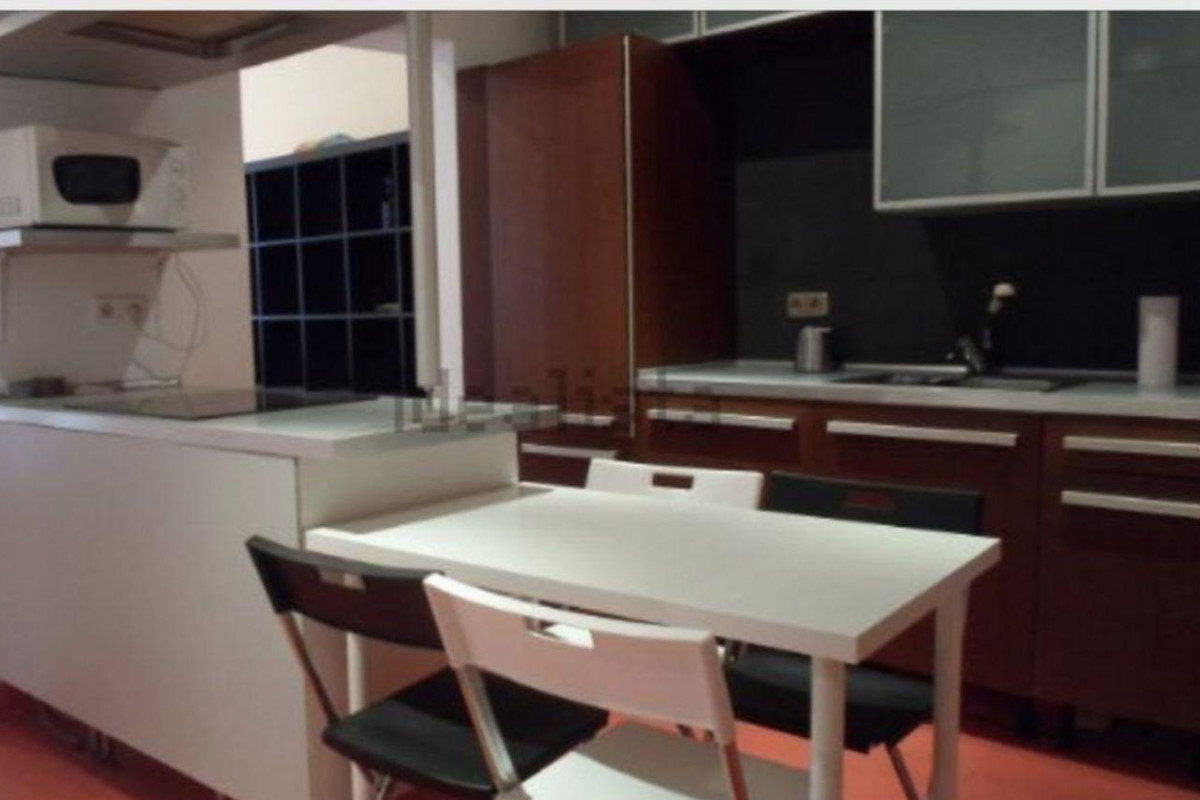 Reventa - Apartamento / piso - Madrid - Malasaña