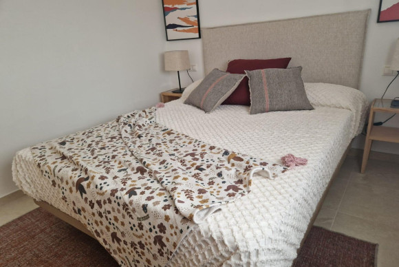 Herverkoop - Appartement  - Avileses - Jerónimo Y Avileses