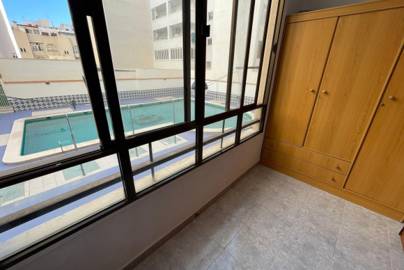 Reventa - Studio - Torrevieja - Estacion de autobuses