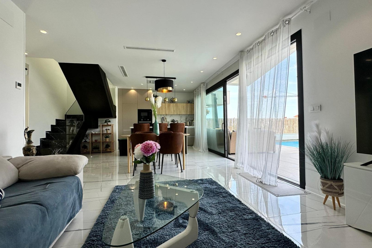 Location à long terme - Villa - Finestrat - Golf Puig Campana