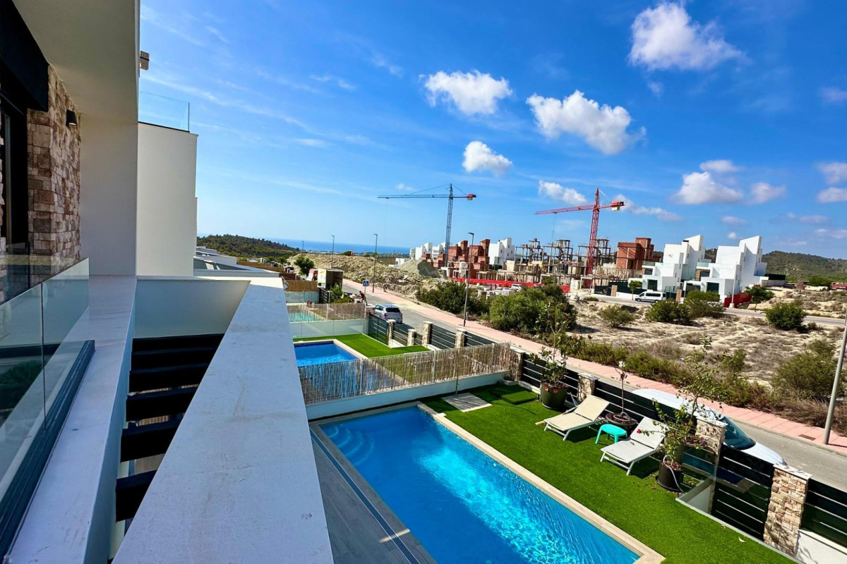 Location à long terme - Villa - Finestrat - Golf Puig Campana