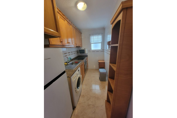 Herverkoop - Appartement  - Torrevieja - Estacion de autobuses