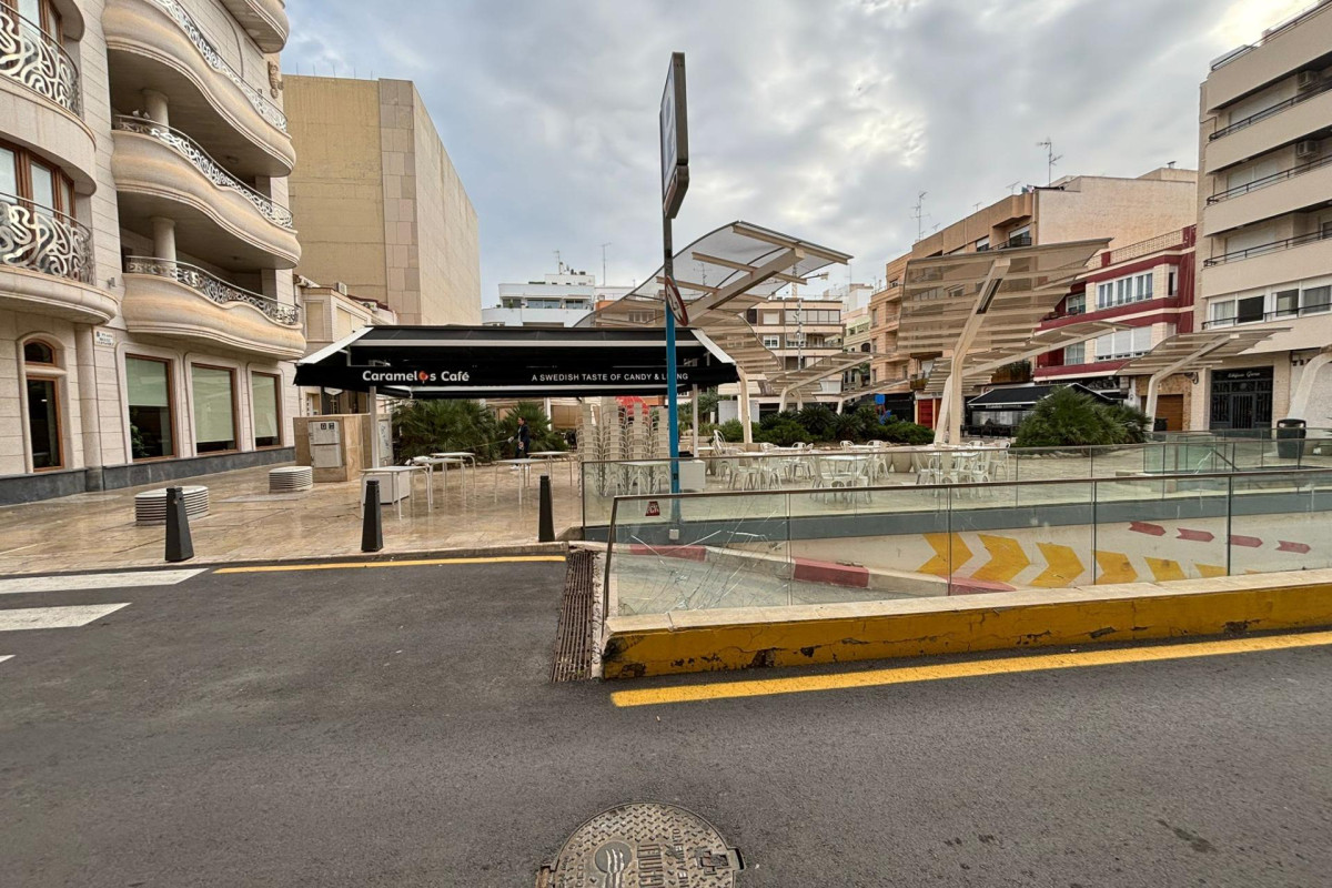 Reventa - Apartamento / piso - Torrevieja