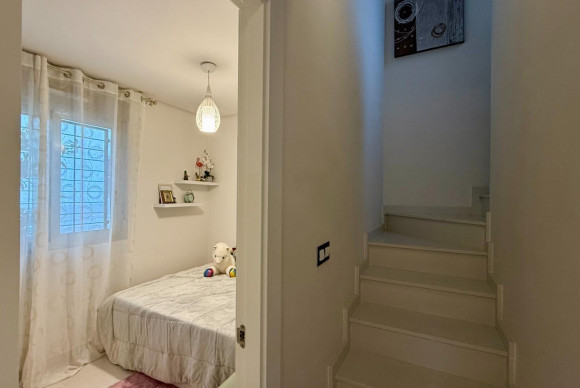 Revente - House - Torrevieja - Aguas Nuevas