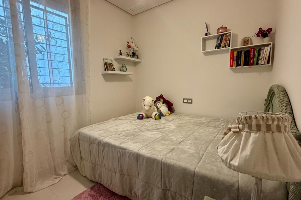 Revente - House - Torrevieja - Aguas Nuevas