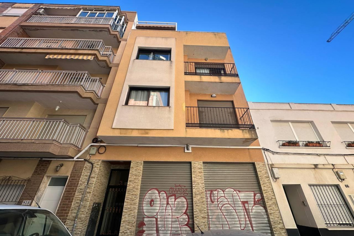 Herverkoop - Loft - Torrevieja - Estacion de autobuses