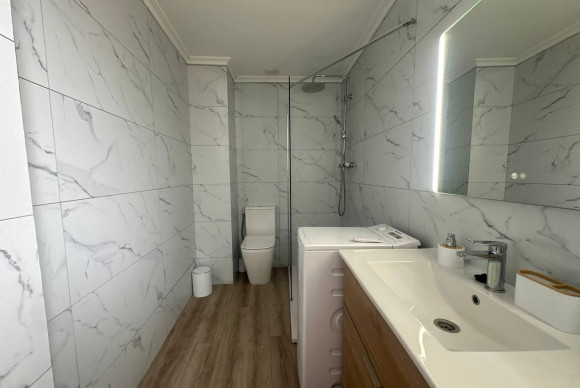 Herverkoop - Loft - Torrevieja - Estacion de autobuses