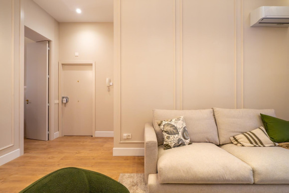 Reventa - Apartamento / piso - Madrid - Chueca