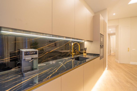 Reventa - Apartamento / piso - Madrid - Chueca