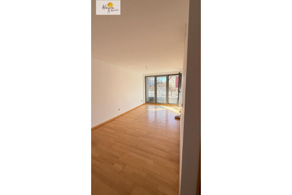 Alquiler a largo plazo - Apartamento / piso - Mislata - Los Juzgados