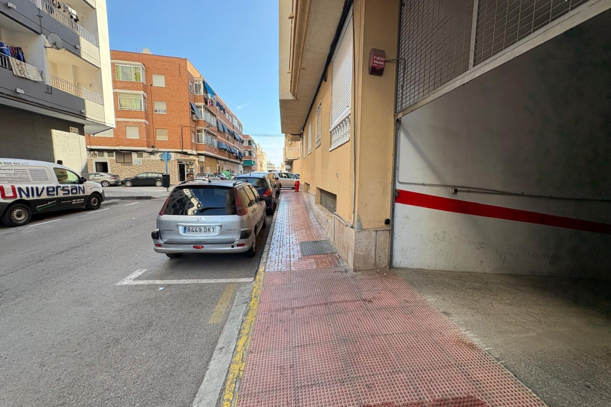 Herverkoop - Garage - Torrevieja - El molino