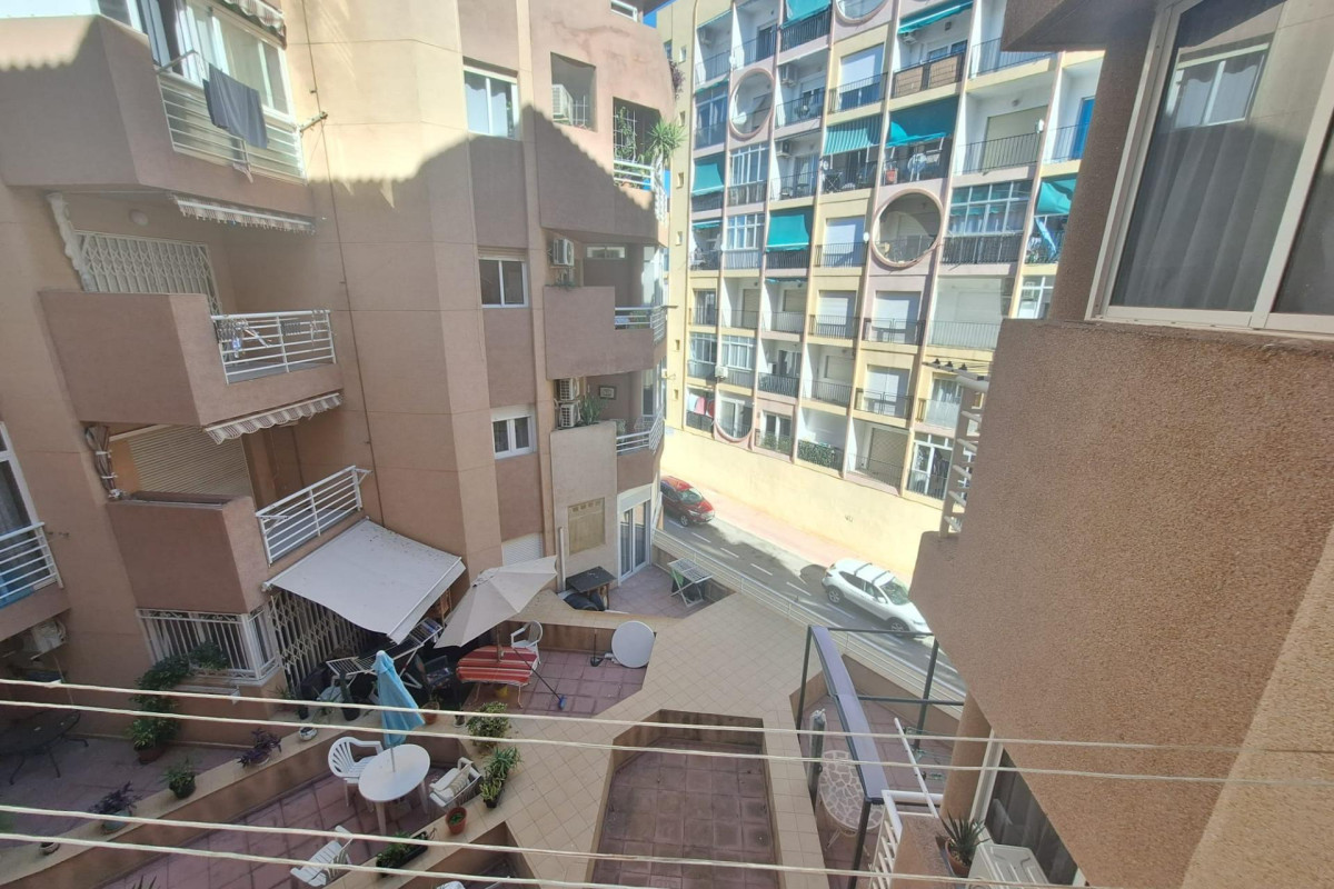 Herverkoop - Appartement  - Torrevieja - Playa de los Locos