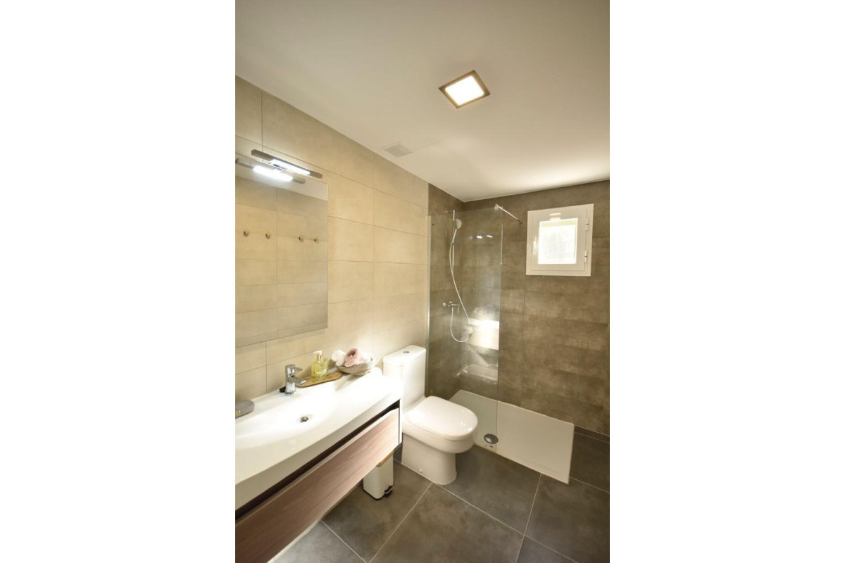 Reventa - Apartamento / piso - Orihuela Costa - Campoamor