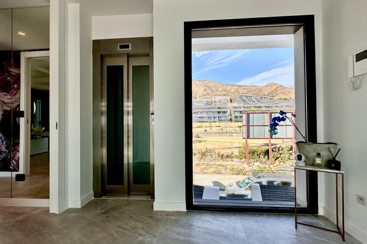 Herverkoop - LUXE VILLA - Finestrat - Campana garden