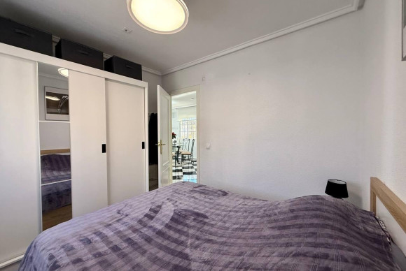 Reventa - Villa - Orihuela Costa - Playa Flamenca