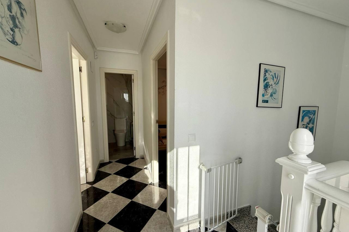 Reventa - Villa - Orihuela Costa - Playa Flamenca