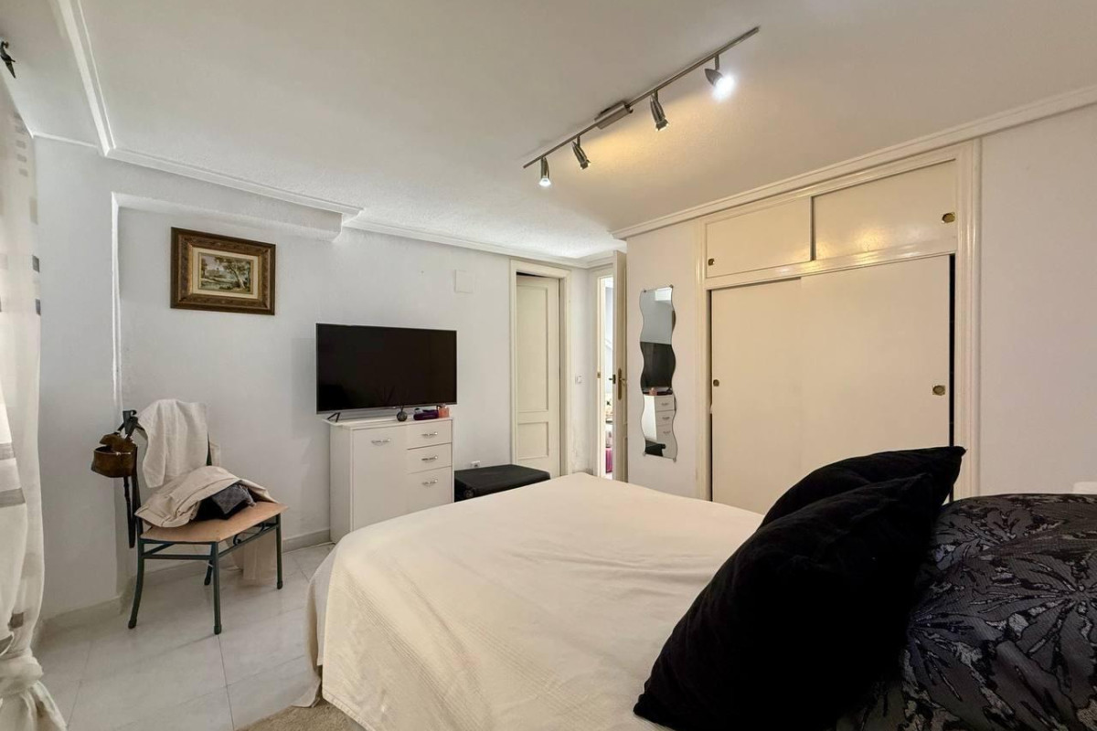 Reventa - Villa - Orihuela Costa - Playa Flamenca