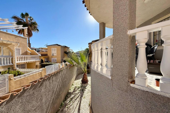 Reventa - Villa - Orihuela Costa - Playa Flamenca