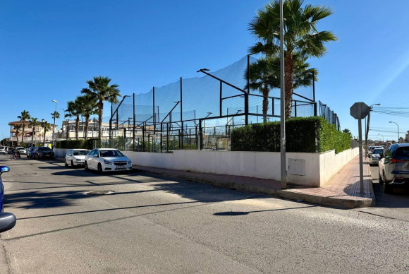 Reventa - Villa - Orihuela Costa - Playa Flamenca