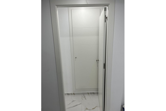 Revente - Appartement - Torrevieja - Centro