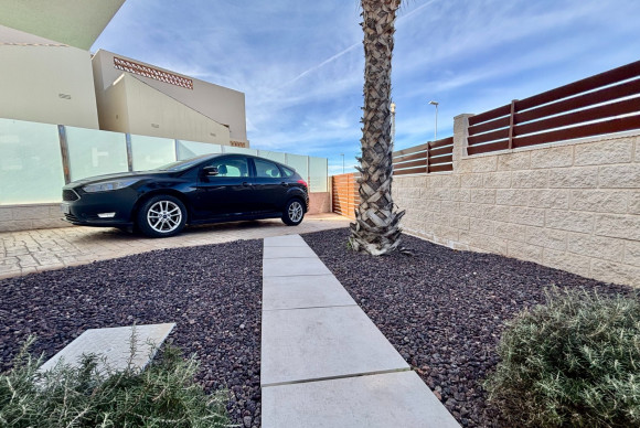 Herverkoop - Vrijstaande Villa - Benijofar - Benijofar - Village