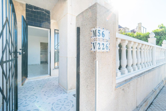 Reventa - Terraced house - Torrevieja - Carrefour