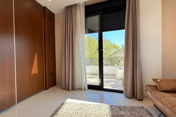 Reventa - Detached Villa - Orihuela Costa - Villamartin