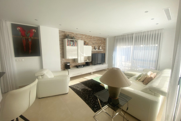 Herverkoop - Vrijstaande Villa - Ciudad Quesada - Pueblo Bravo