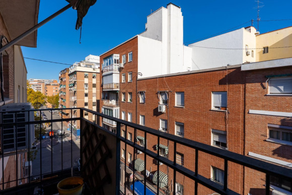 Herverkoop - Appartement  - Madrid - Moscardó