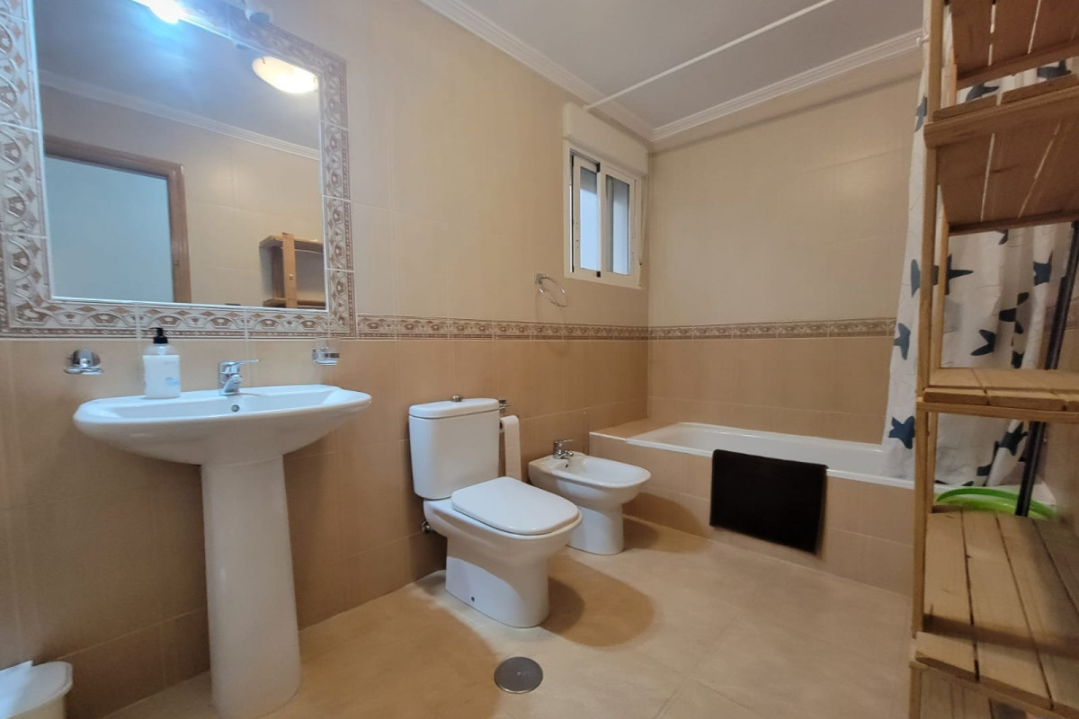 Herverkoop - Appartement  - Torrevieja - Estacion de autobuses