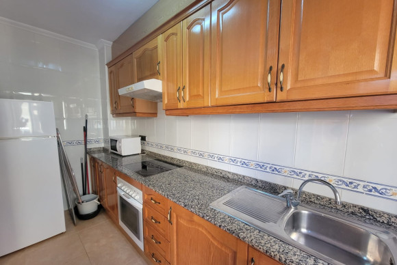 Herverkoop - Appartement  - Torrevieja - Estacion de autobuses