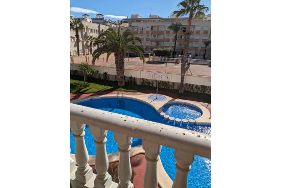 Reventa - Apartamento / piso - Torrevieja - Estacion de autobuses