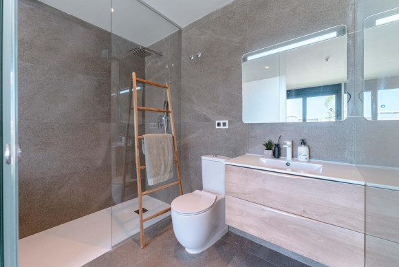 Herverkoop - Villa - San Miguel de Salinas - Costa blanca sur