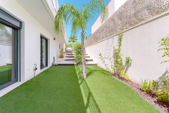 Herverkoop - Villa - San Miguel de Salinas - Costa blanca sur