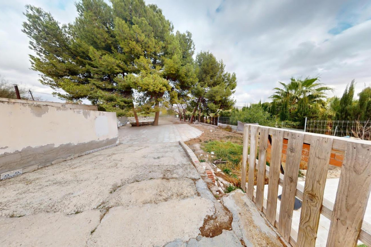 Herverkoop - Landelijke woning - Novelda