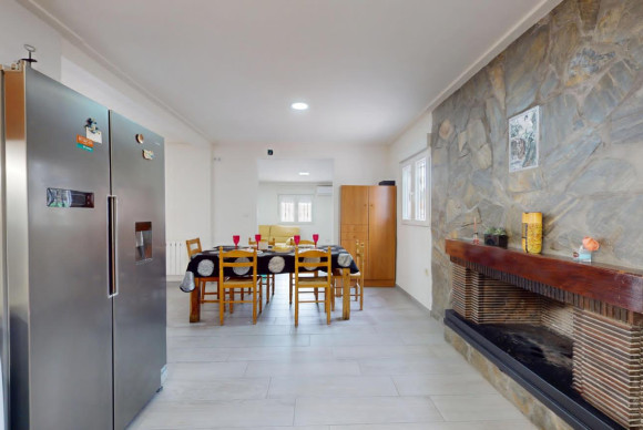 Herverkoop - Landelijke woning - Novelda