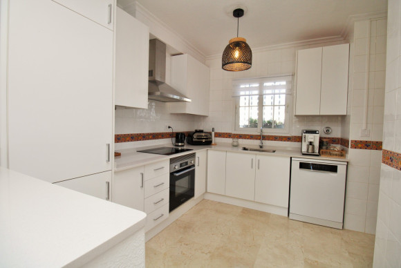 Reventa - Adosado - Villamartin - Las Violetas