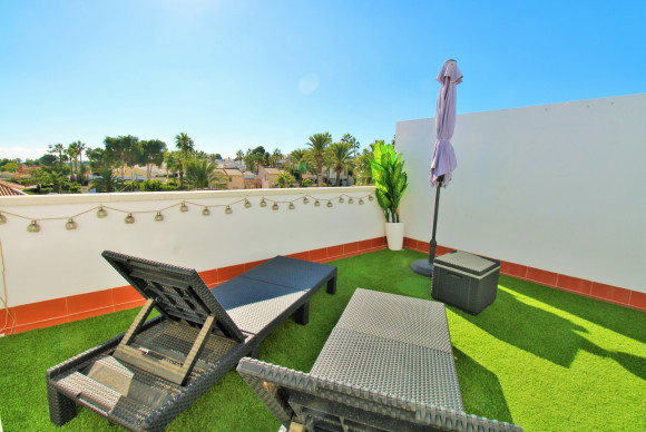 Reventa - Adosado - Villamartin - Las Violetas