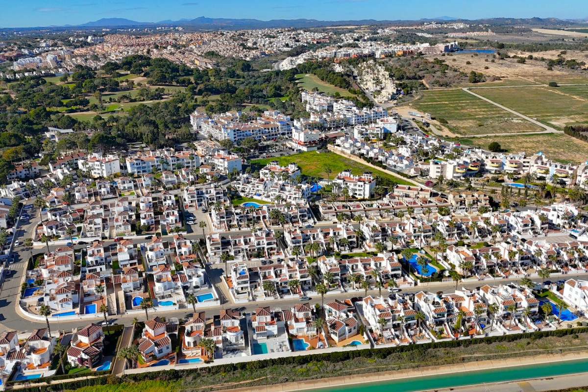 Reventa - Adosado - Villamartin - Las Violetas
