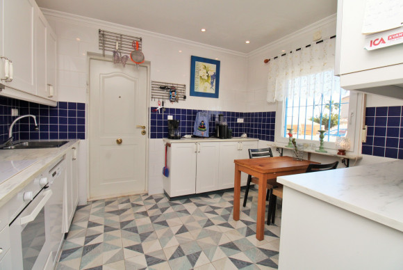 Herverkoop - Villa - Torrevieja - El chaparral