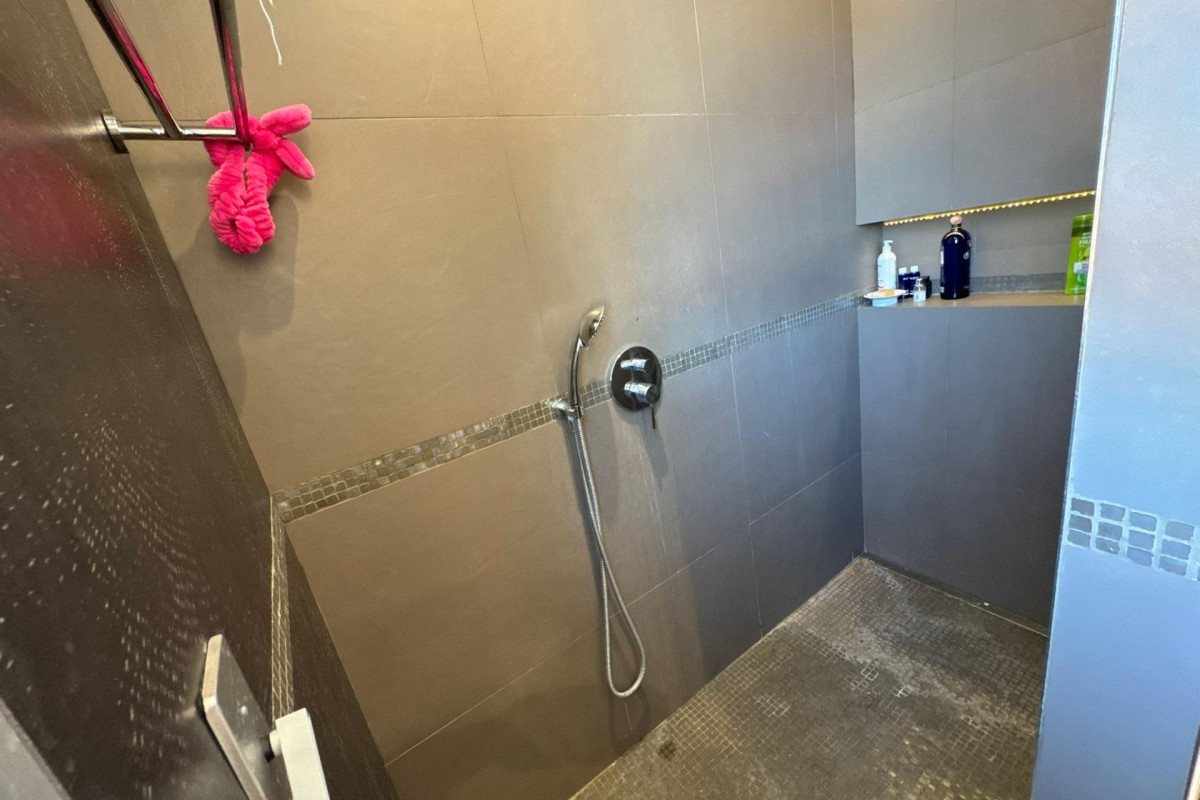 Reventa - Villa de Lujo - Riba - Roja de Turia - Montealcedo