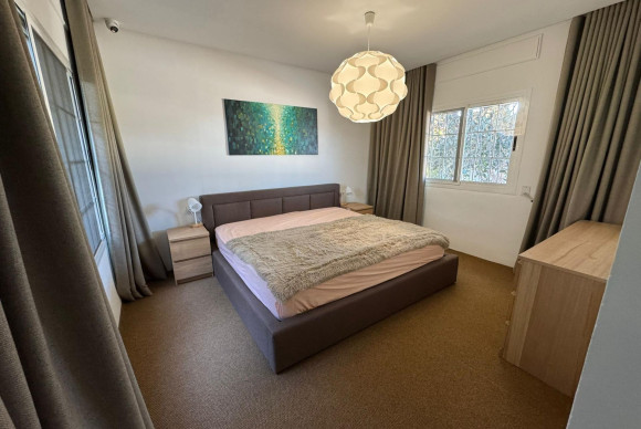 Reventa - Villa de Lujo - Riba - Roja de Turia - Montealcedo