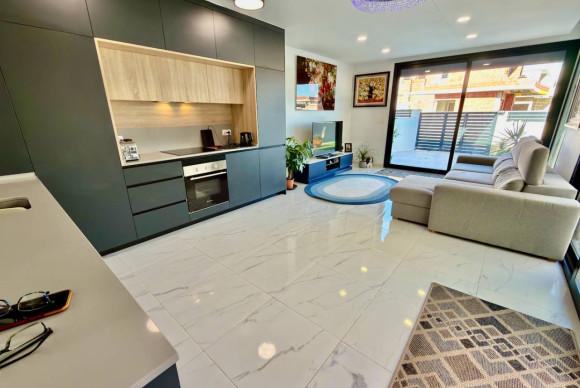 Revente - Villa - Los Montesinos - La Herrada